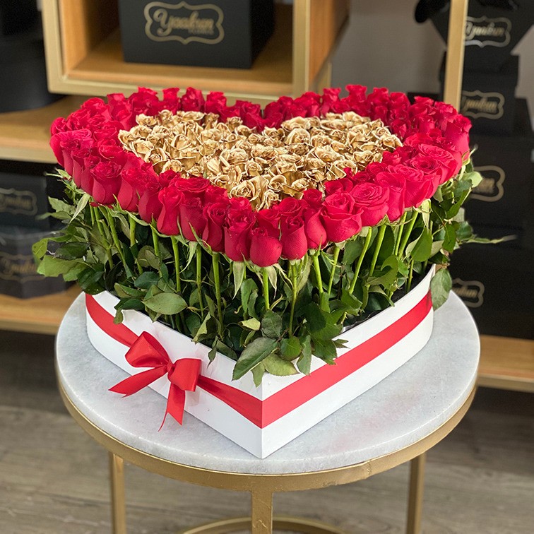 200 rosas en caja blanca corazón rojo & dorado jardín grande