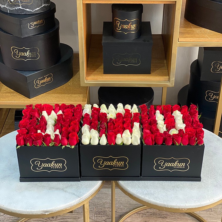3 cajas de 49 rosas c/u yaakun i love u