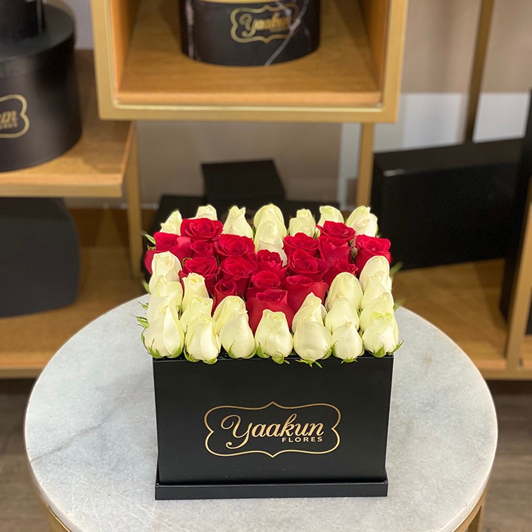 49 rosas love en caja