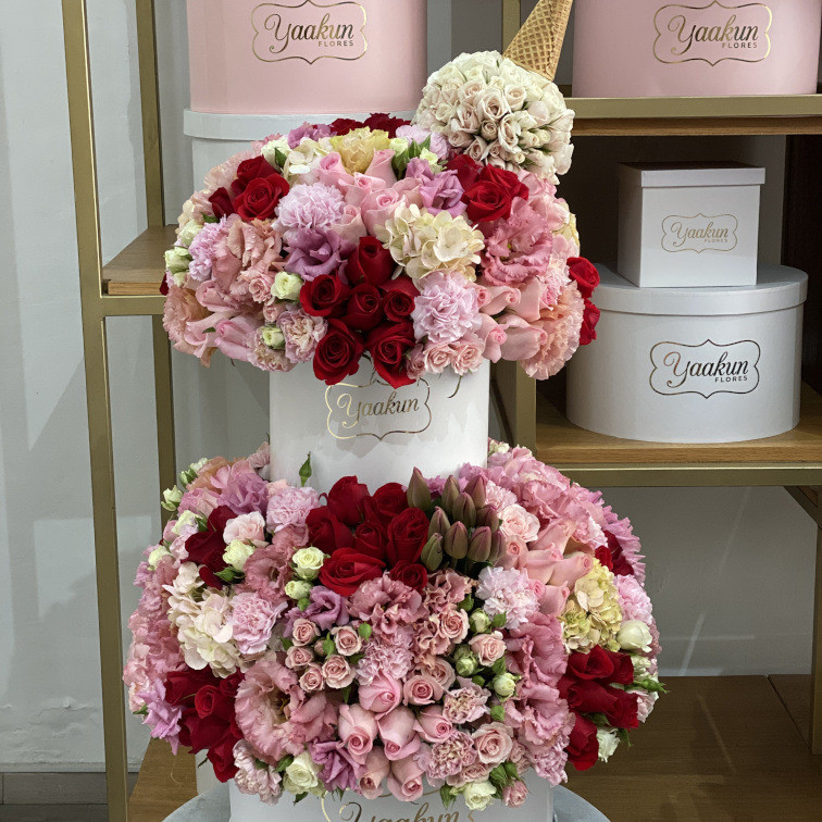 Cajas circulares blancas doble piso sweet ice