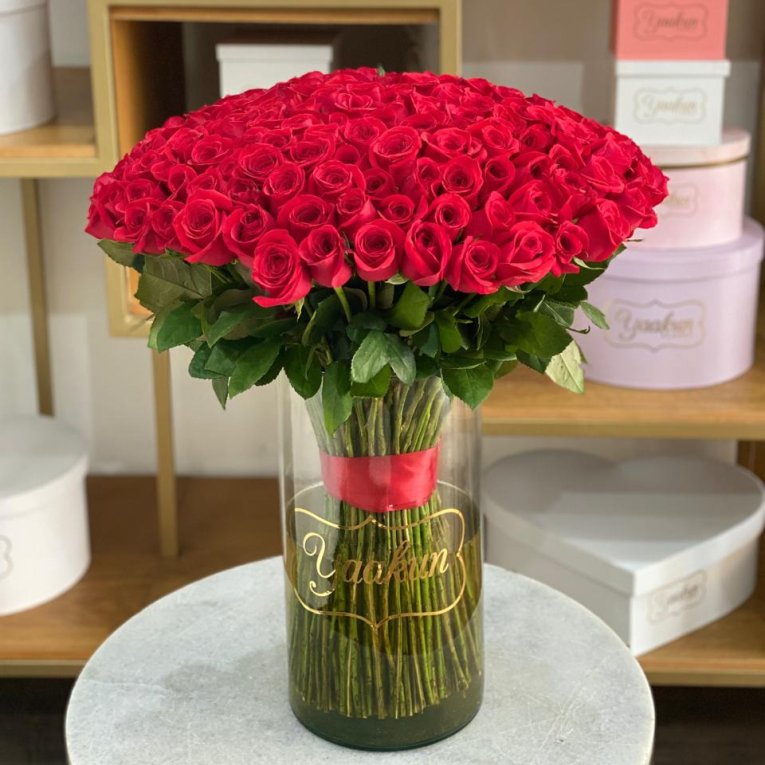 Jarrón de 200 rosas rojas
